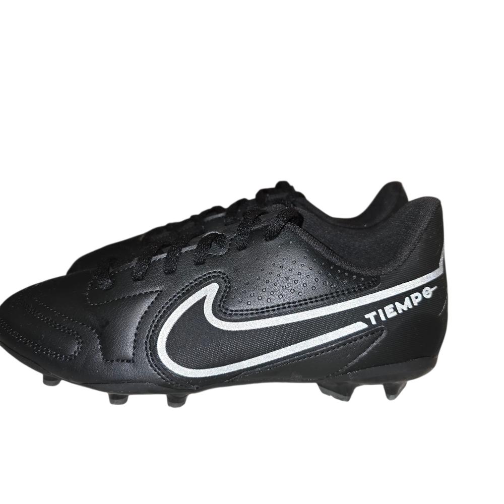 Nike Tiempo Black Soccer Cleats Youth Boys Size 6